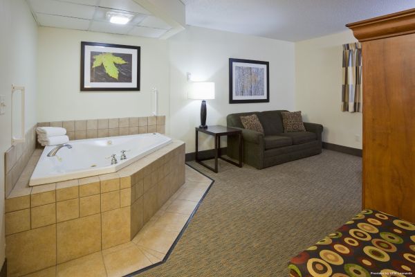 Fargo Inn & Suites Fargo
